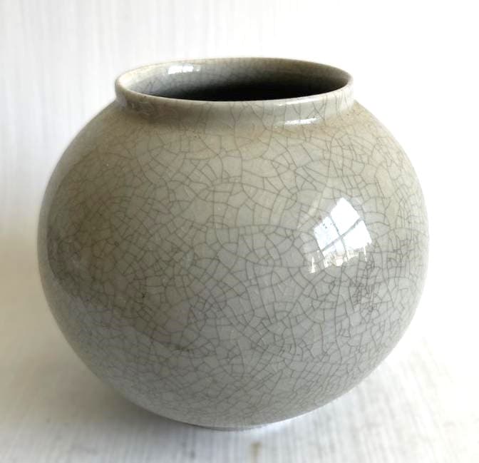 Vintage Lyngby Porcelæn kugleformet vase, grå krakele glasur