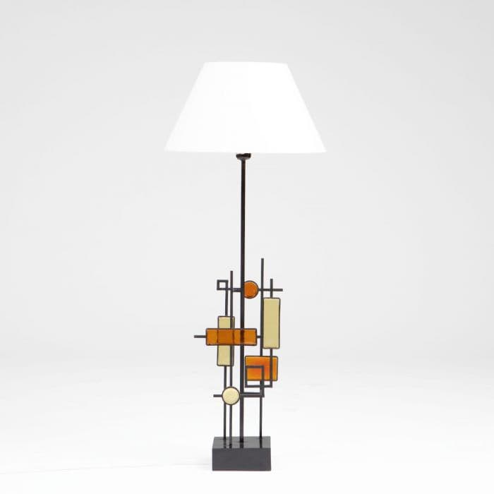 Svend Aage Holm Sørensen bordlampe i smedejern og farvet glas, ca. 1960