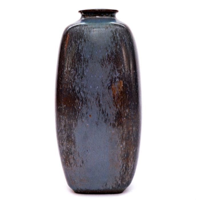 Knapstrup vase i keramik med blålig glasur, 1950erne