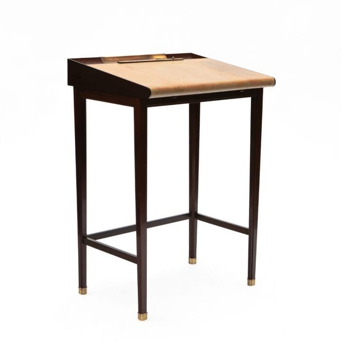 Elegant skrivepult udført i klassisk dansk design fra 1920-30'erne