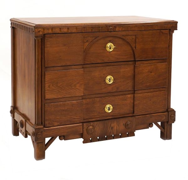 Lorenz Nielsen Kommode i egetræ Aabenraa ca. år 1780 H: 85cm. Plade: 55x99cm Emne nummer: 201 Sendes forsikret og fragtfrit i hele Danmark