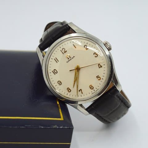 Omega; Armbåndsur i stål, 1955